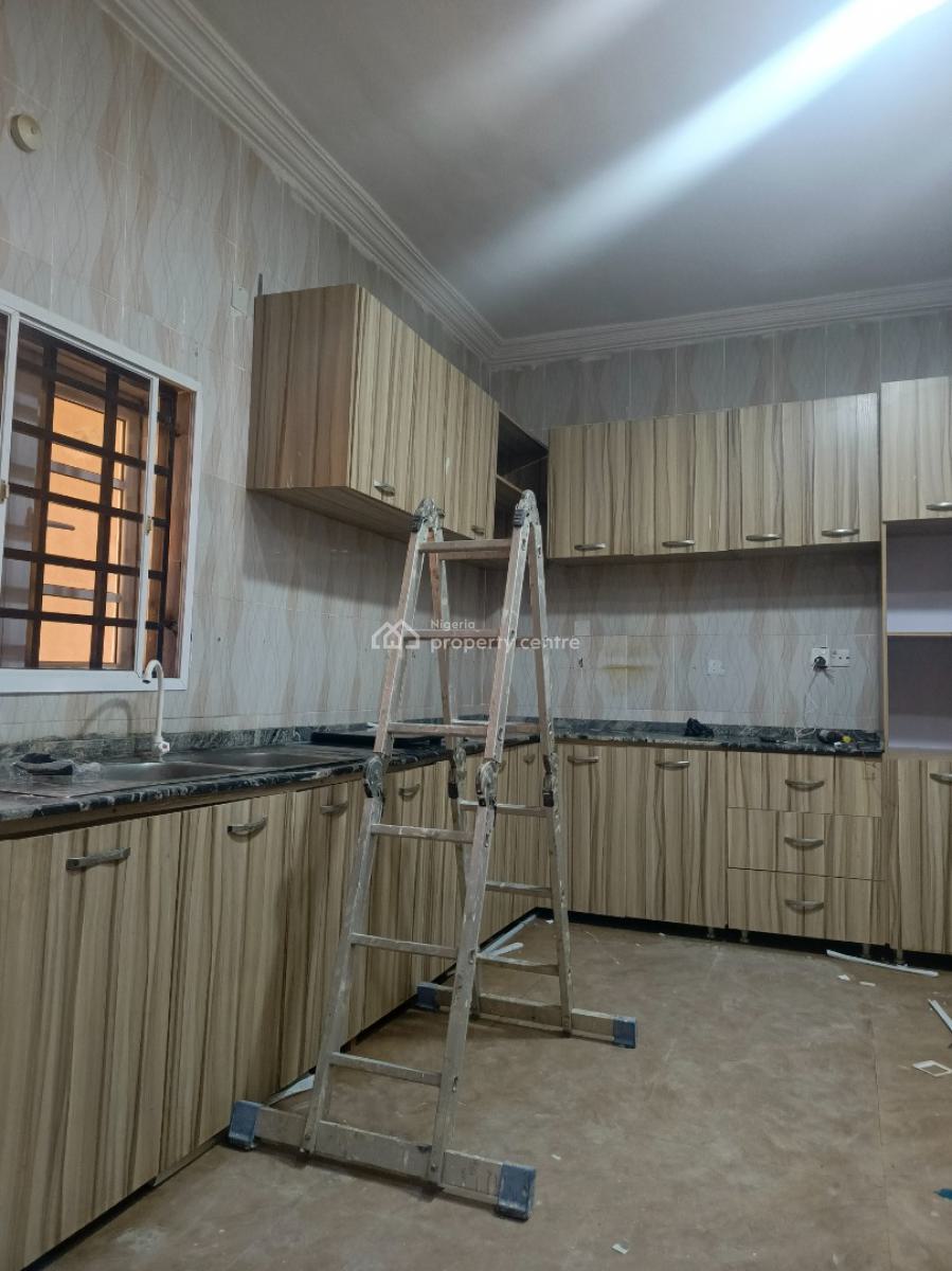 3 Bedroom Apartment, Guzape District, Abuja, Flat / Apartment for Rent