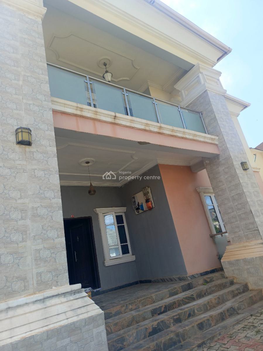 3 Bedroom Apartment, Guzape District, Abuja, Flat / Apartment for Rent