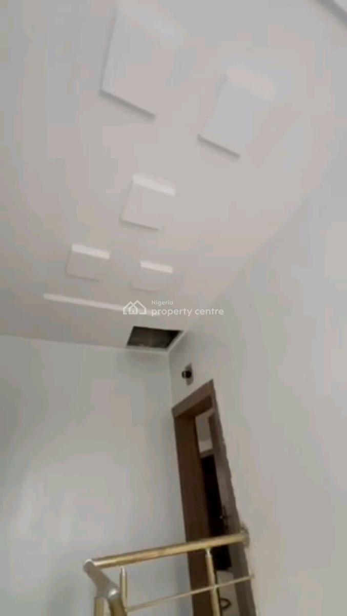 Standard and Spacious 2-bedroom Flat, Ori-oke, Ogudu, Lagos, Flat / Apartment for Rent