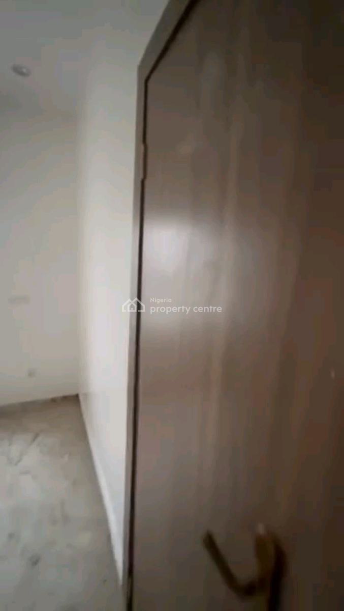 Standard and Spacious 2-bedroom Flat, Ori-oke, Ogudu, Lagos, Flat / Apartment for Rent