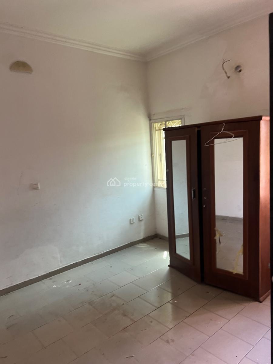 Nice 2 Bedroom Flat, Tarred Rd, Private Compound, Garki 2, Garki, Abuja, Flat / Apartment for Rent