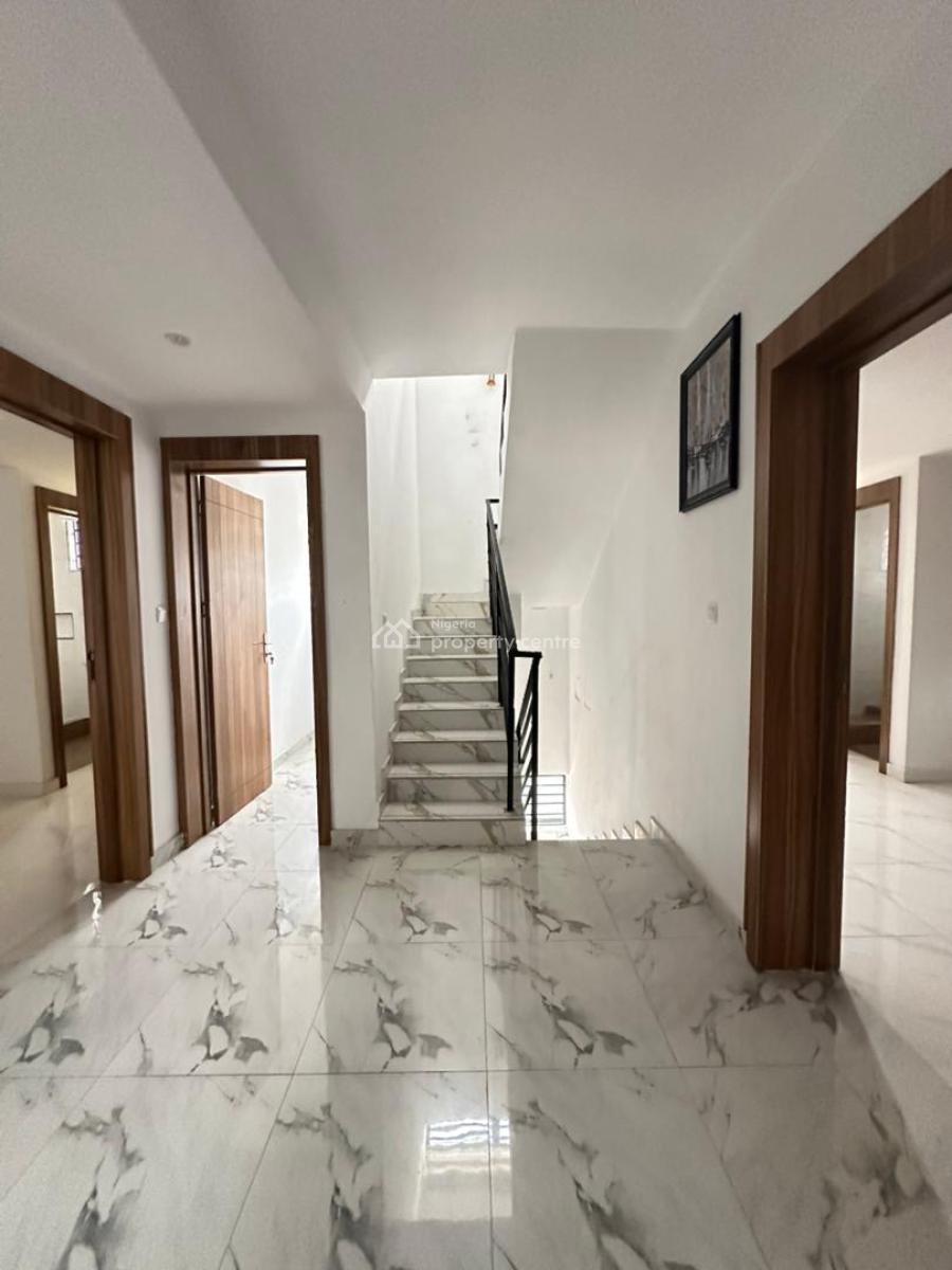 Neatly Built 4bedroom Terrace Duplex with Bq (furnished)in Ikate, Ikate ,lekki ,lagos ,nigeria, Ikate, Lekki, Lagos, Terraced Duplex for Sale