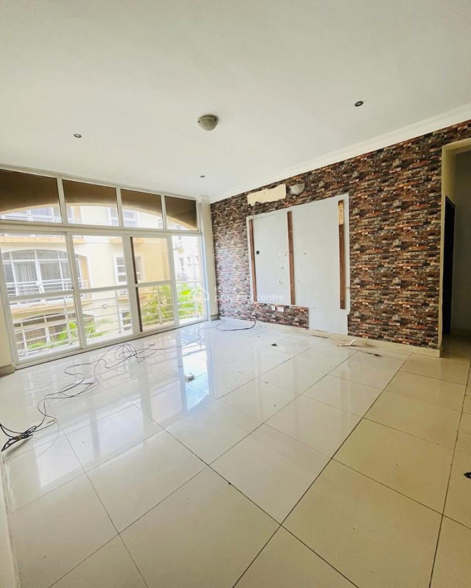 Neatly Used 3 Bedroom Apartment, Milverton Estate, Osapa, Lekki, Lagos, Flat / Apartment for Rent
