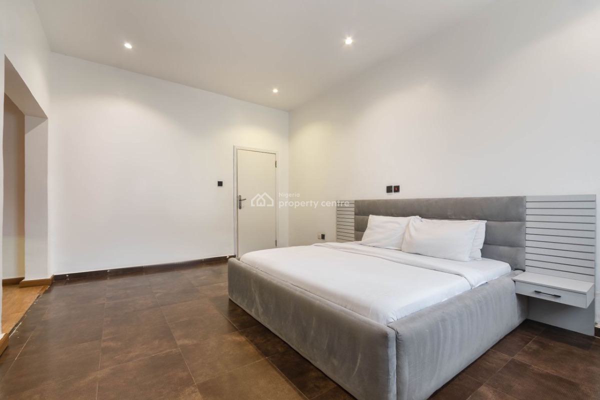 Beautiful Luxury 2 Bedrooms Duplex with Swimming Pool, By Admiralty Way, Lekki Phase 1, Lekki, Lagos, Terraced Duplex Short Let