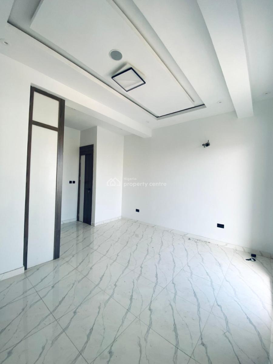 Luxury Brand New 3bedroom Apartment, Off Admiralty Lekki Phase1, Lekki Phase 1, Lekki, Lagos, Flat / Apartment for Sale