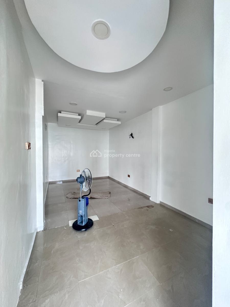 Office Space in a Strategic Location, Off Admiralty, Lekki Phase 1, Lekki, Lagos, Office Space for Rent