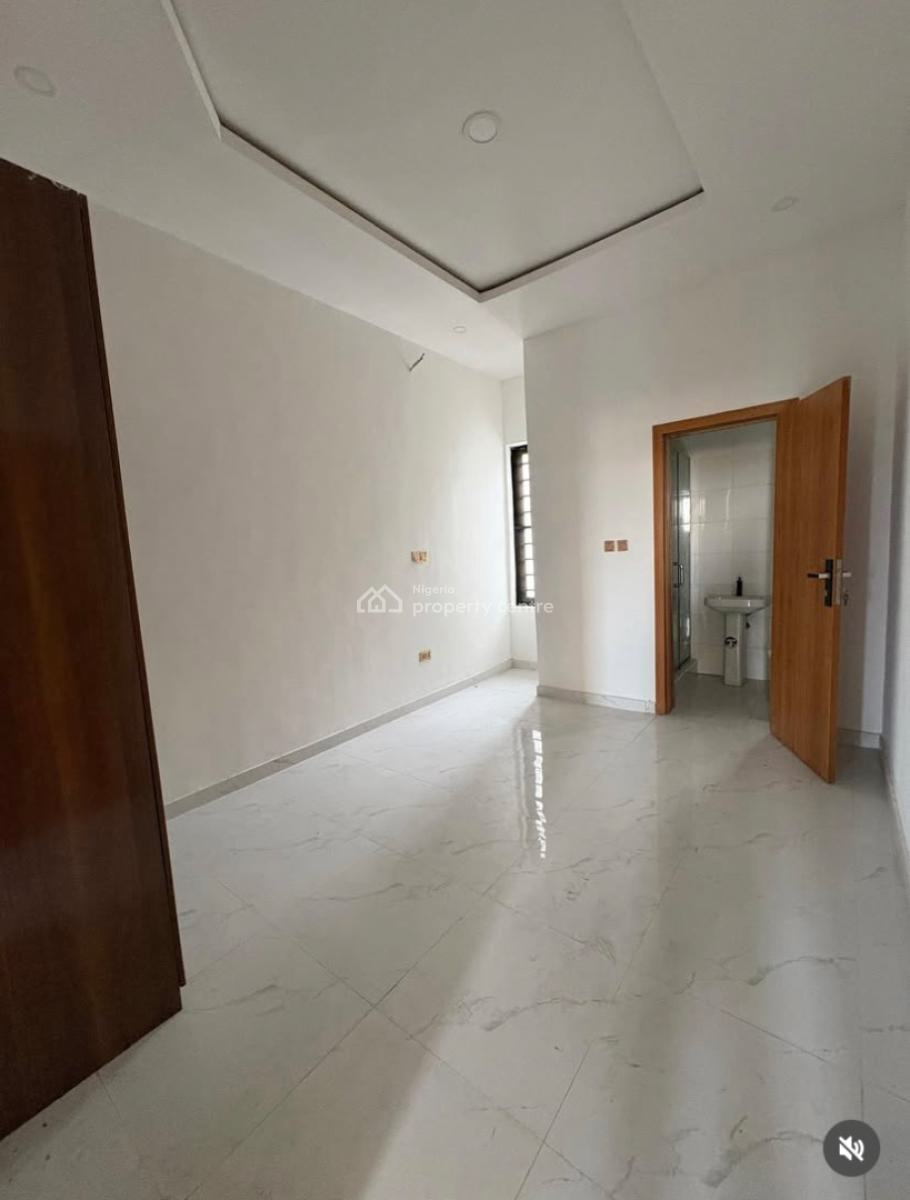 Luxury and Spacious 2 Bedroom Apartment, Orchid Road, Lekki, Lagos, Flat / Apartment for Rent