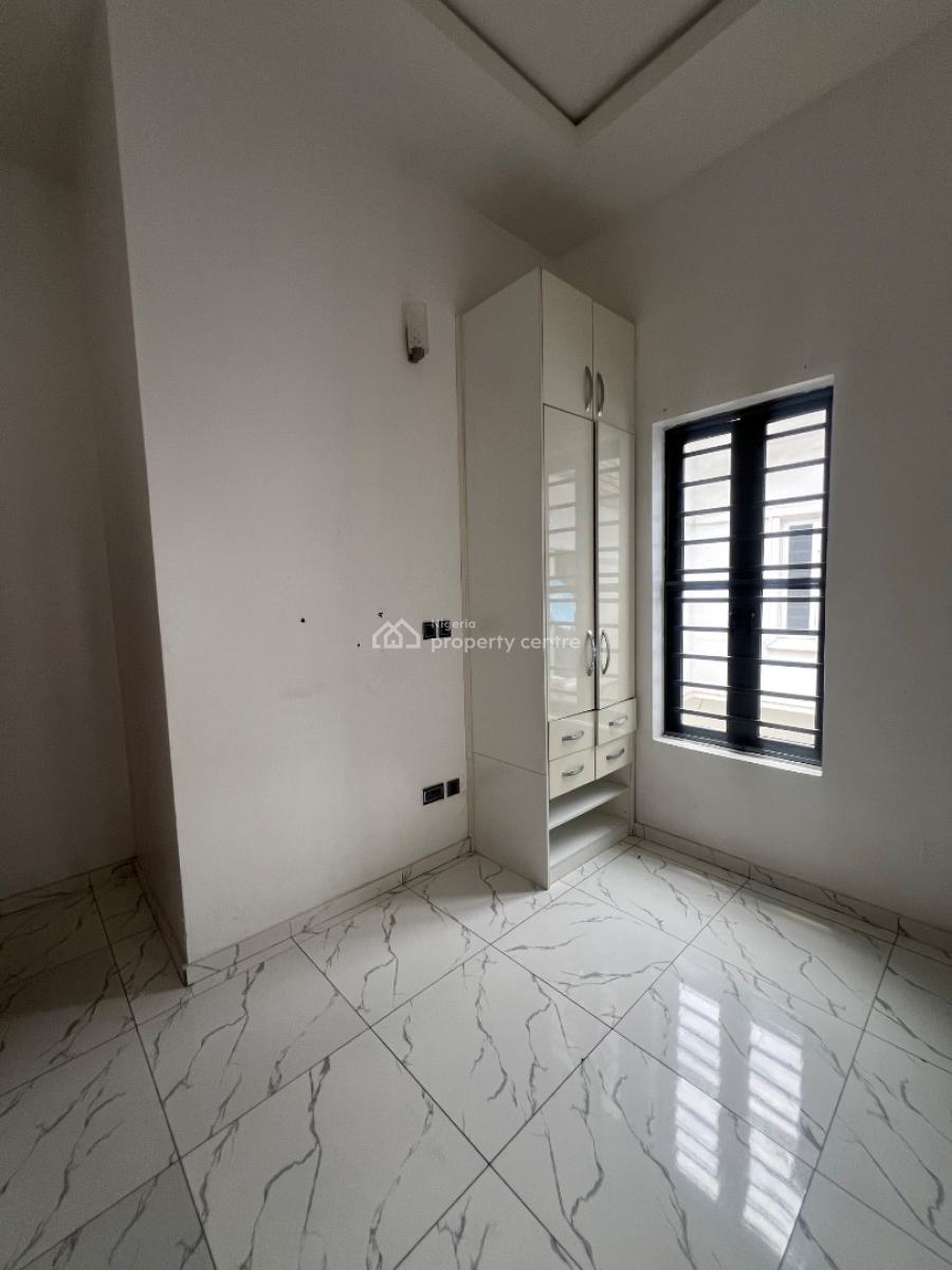 Well Maintained, Four Bedroom Semi Detached House, Osapa, Lekki, Lagos, Semi-detached Duplex for Rent