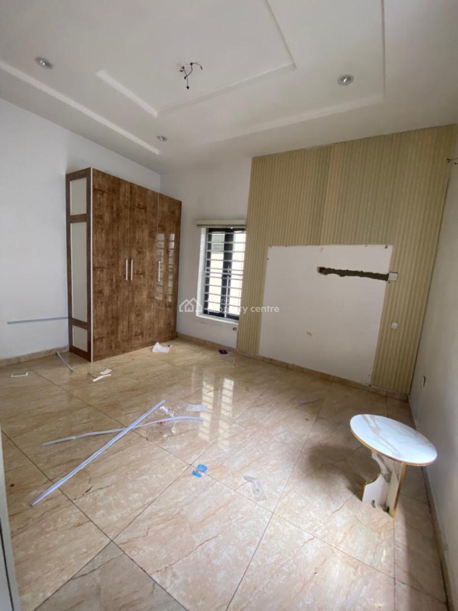 Standard and Beautiful Single Room Shared Apartment in a Duplex, Lekki Conservation By Chevron Toll Gate, Lekki, Lagos, Self Contain (single Rooms) for Rent