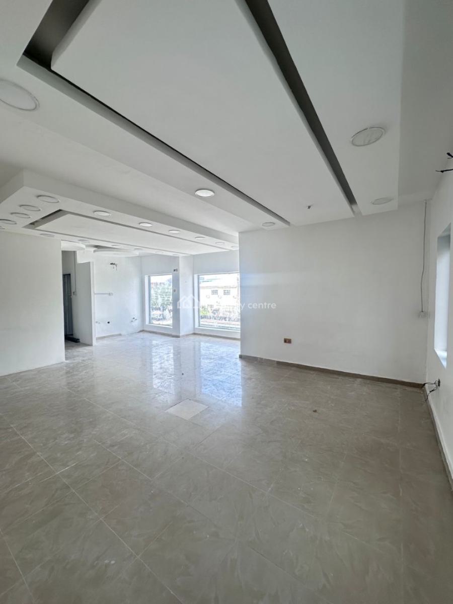 Spacious Office Space, in a Busy Road, Lekki Phase 1, Lekki, Lagos, Office Space for Rent