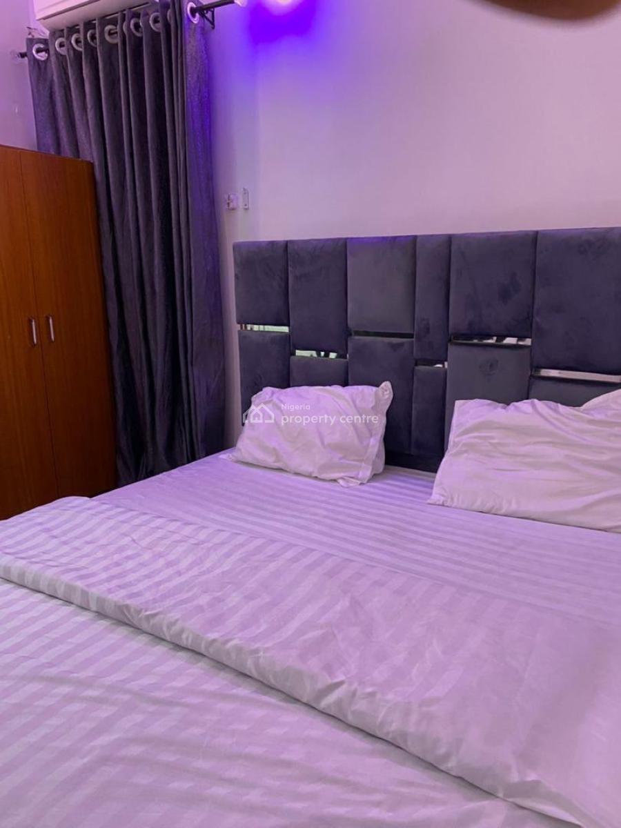 Fully Furnished & Serviced 1 Bedroom Flat in a Serene/secured, Wuse 2, Abuja, Mini Flat (room and Parlour) for Rent