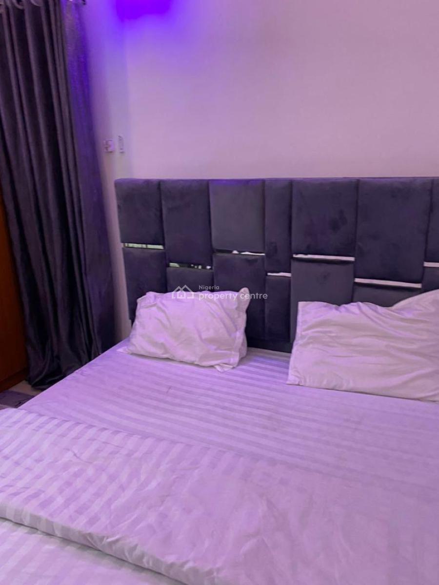 Fully Furnished & Serviced 1 Bedroom Flat in a Serene/secured, Wuse 2, Abuja, Mini Flat (room and Parlour) for Rent
