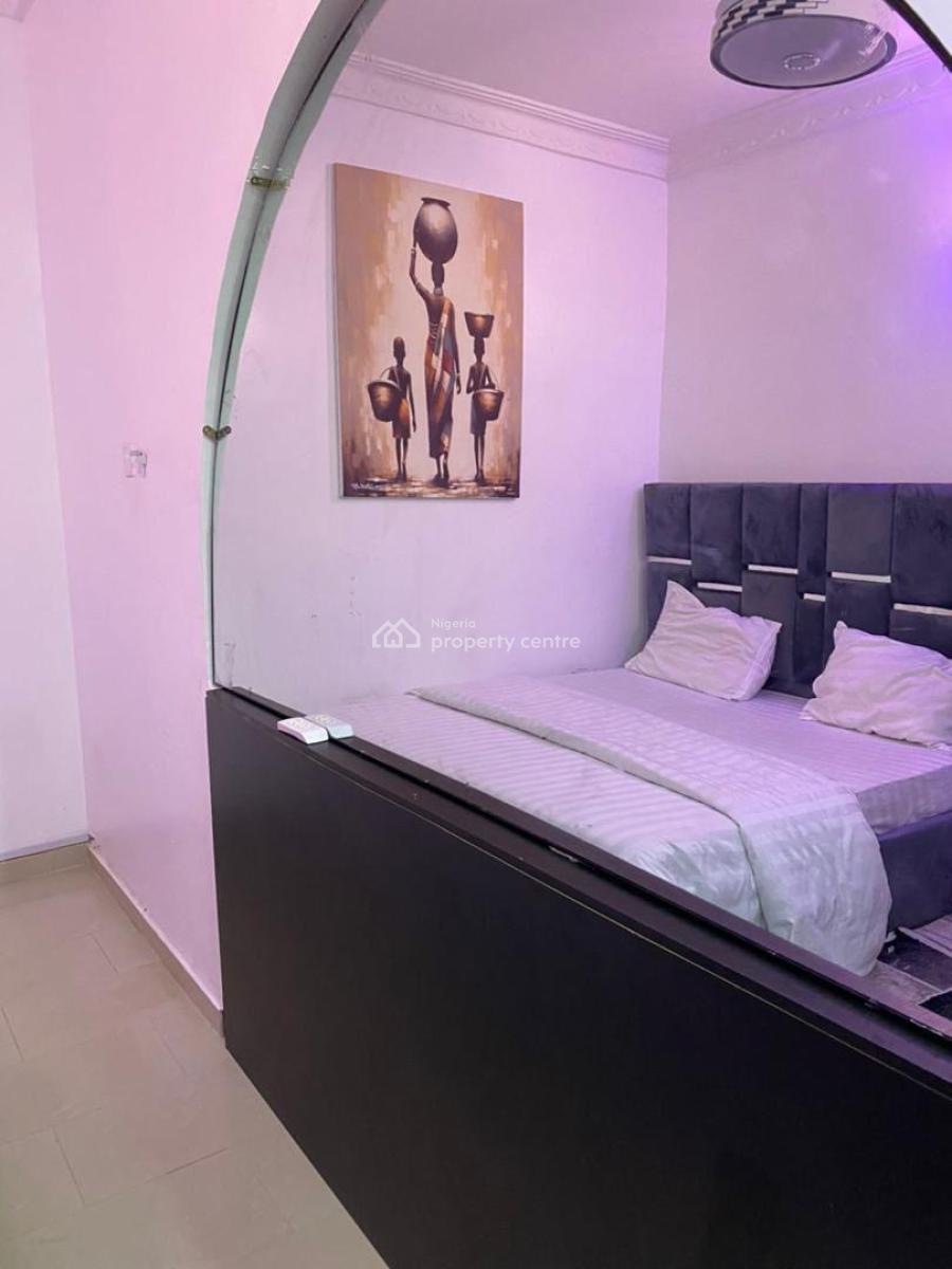 Fully Furnished & Serviced 1 Bedroom Flat in a Serene/secured, Wuse 2, Abuja, Mini Flat (room and Parlour) for Rent