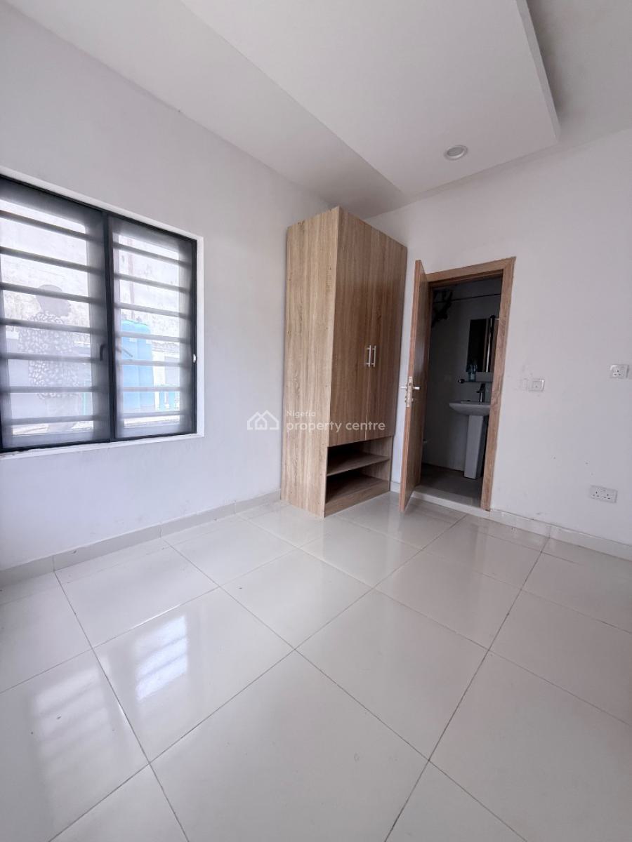 1-bedroom Apartment, Ologolo, Lekki, Lagos, Mini Flat (room and Parlour) for Rent