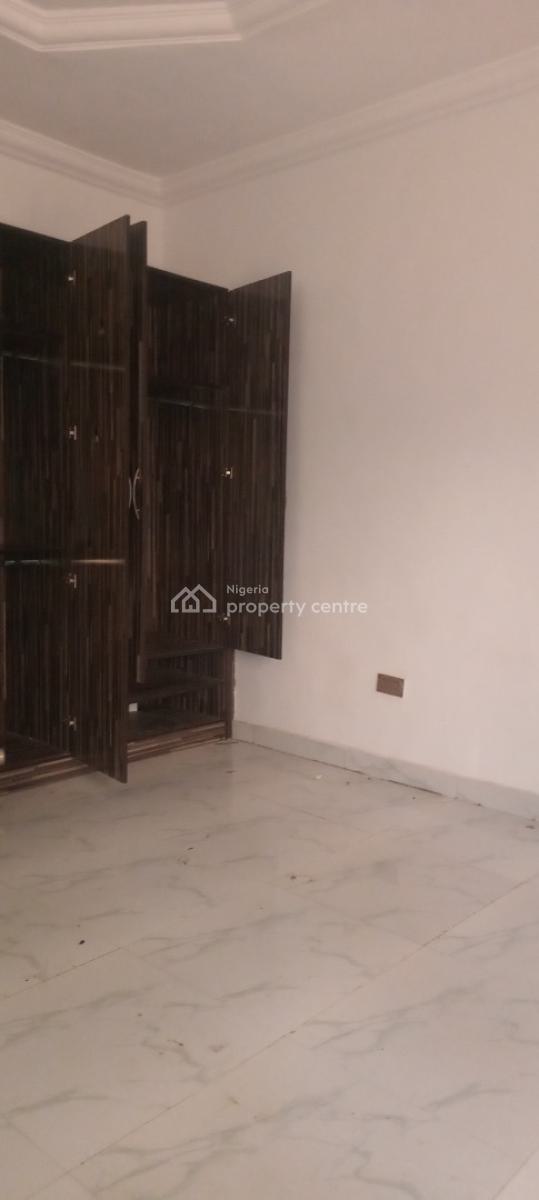 Now Available, Off Mobil Road, Ilaje, Ajah, Lagos, Flat / Apartment for Rent