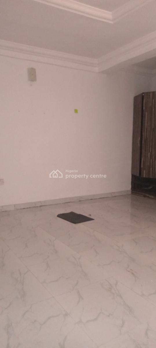 Now Available, Off Mobil Road, Ilaje, Ajah, Lagos, Flat / Apartment for Rent