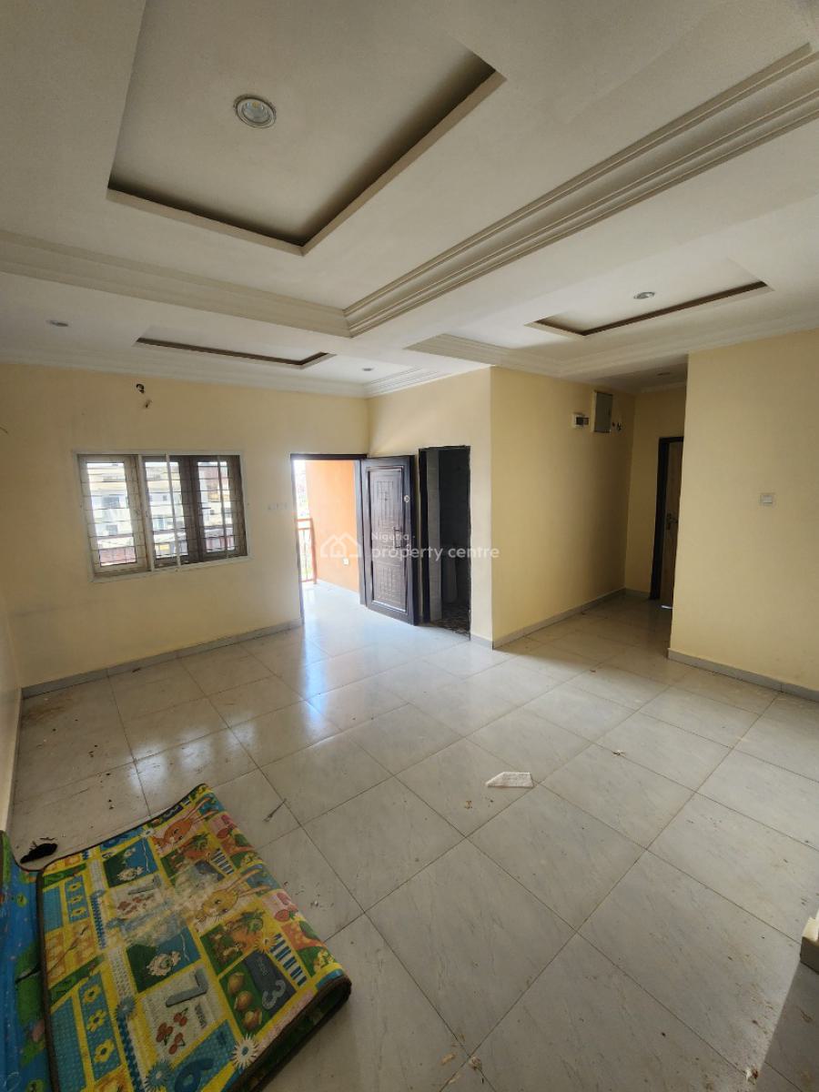 Luxury Two Bedroom Block of Flat, News Engineering, Dawaki, Gwarinpa, Abuja, Flat / Apartment for Rent