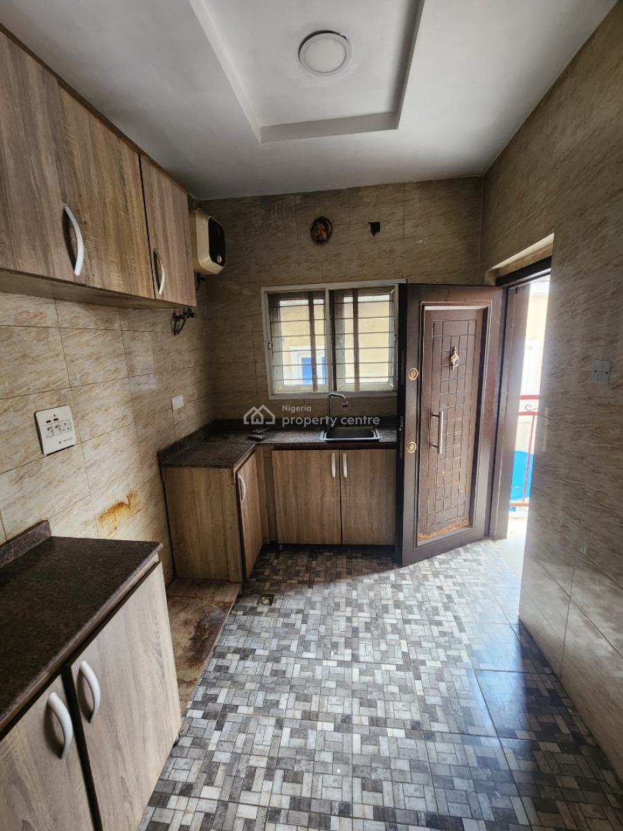 Luxury Two Bedroom Block of Flat, News Engineering, Dawaki, Gwarinpa, Abuja, Flat / Apartment for Rent