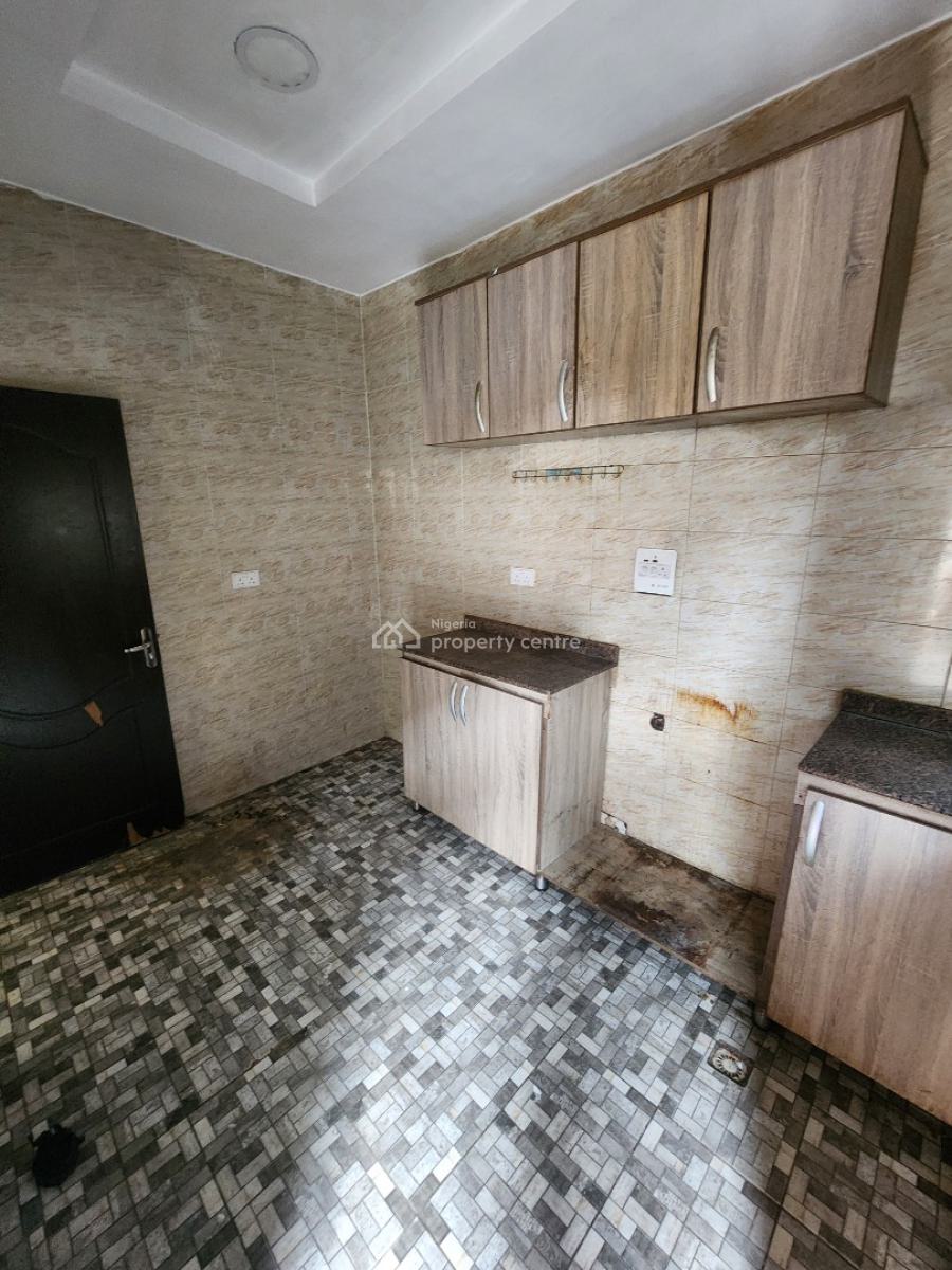 Luxury Two Bedroom Block of Flat, News Engineering, Dawaki, Gwarinpa, Abuja, Flat / Apartment for Rent