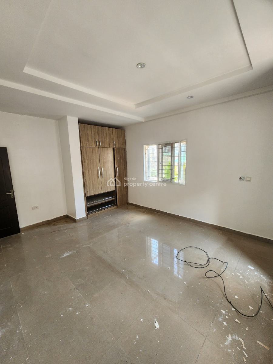 Luxury Two Bedroom Block of Flat, News Engineering, Dawaki, Gwarinpa, Abuja, Flat / Apartment for Rent