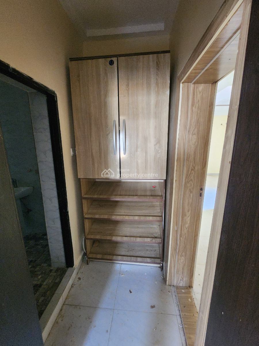 Luxury Two Bedroom Block of Flat, News Engineering, Dawaki, Gwarinpa, Abuja, Flat / Apartment for Rent