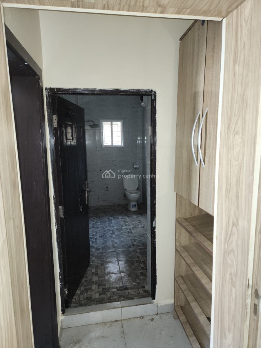 Luxury Two Bedroom Block of Flat, News Engineering, Dawaki, Gwarinpa, Abuja, Flat / Apartment for Rent