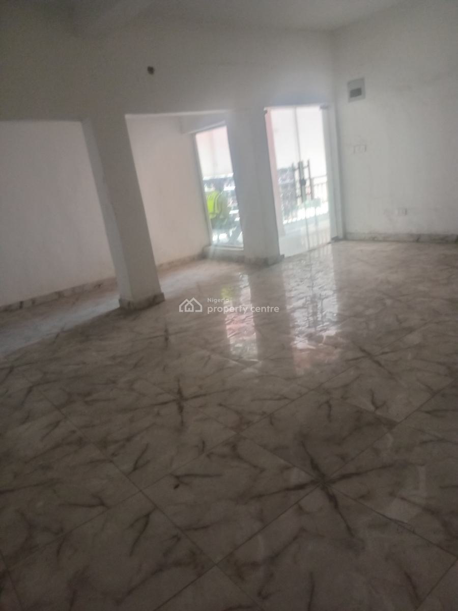 a Spacious Shop for Building and Computer Centre, Chevron Road Close to New Road, Lekki, Lagos, Shop for Rent