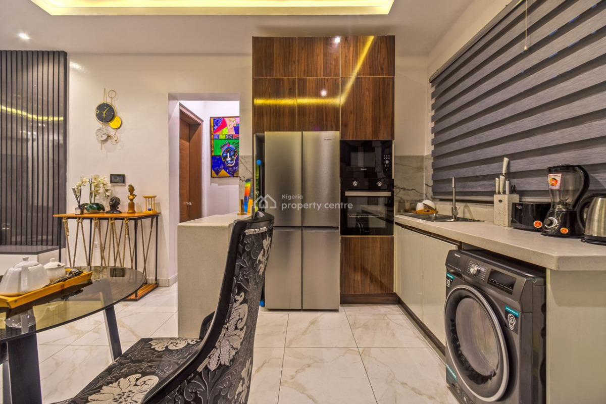Luxury Spacious 1 Bedroom with Swimming Pool and Gym, Lekki Phase 1, Lekki, Lagos, Flat / Apartment Short Let