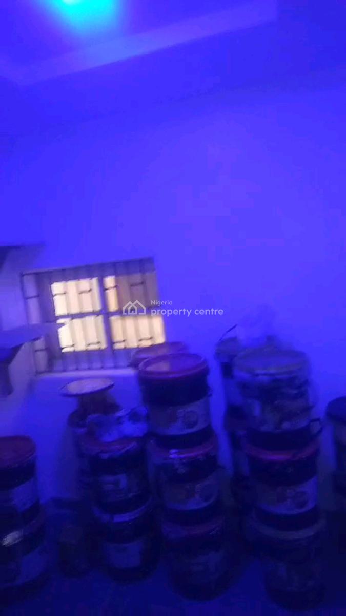 Standard and Spacious 2beroom Flat, Ilupeju, Ilupeju, Lagos, Flat / Apartment for Rent
