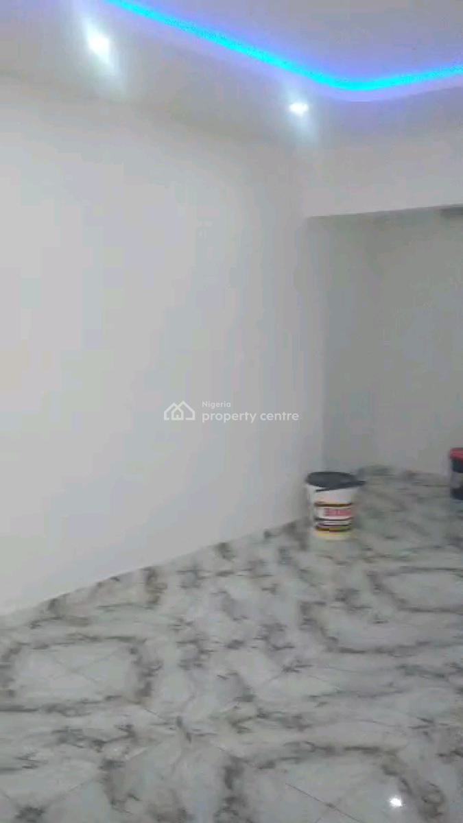 Standard and Spacious 2beroom Flat, Ilupeju, Ilupeju, Lagos, Flat / Apartment for Rent