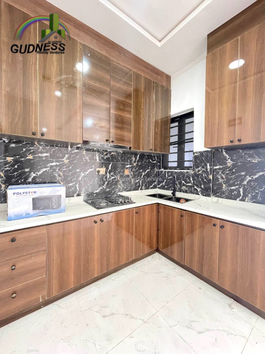2 Bedroom Apartment, Orchid Road, Lekki, Lagos, Flat / Apartment for Rent