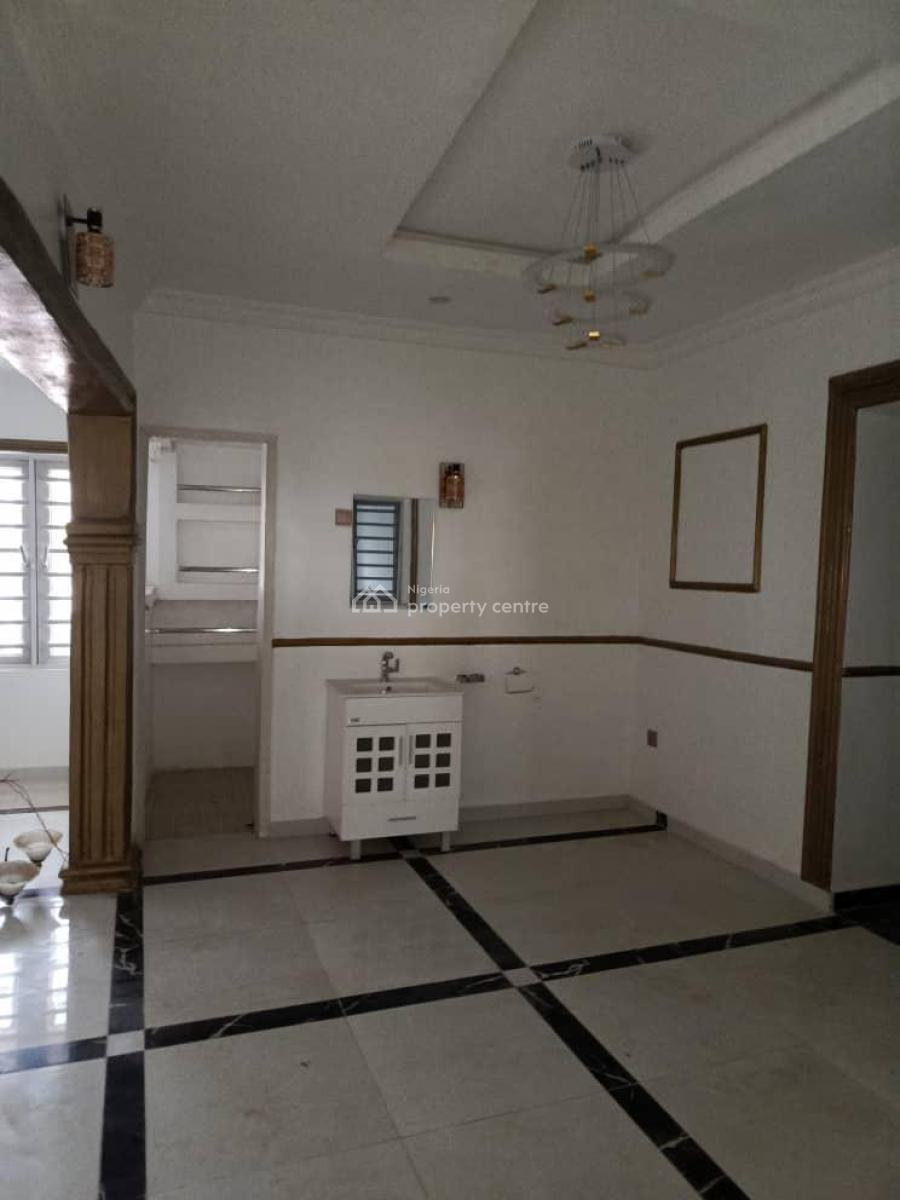 4 Flats of 2 Bedroom Duplex, Second Gate, International Airport, Ibadan North, Oyo, Block of Flats for Sale