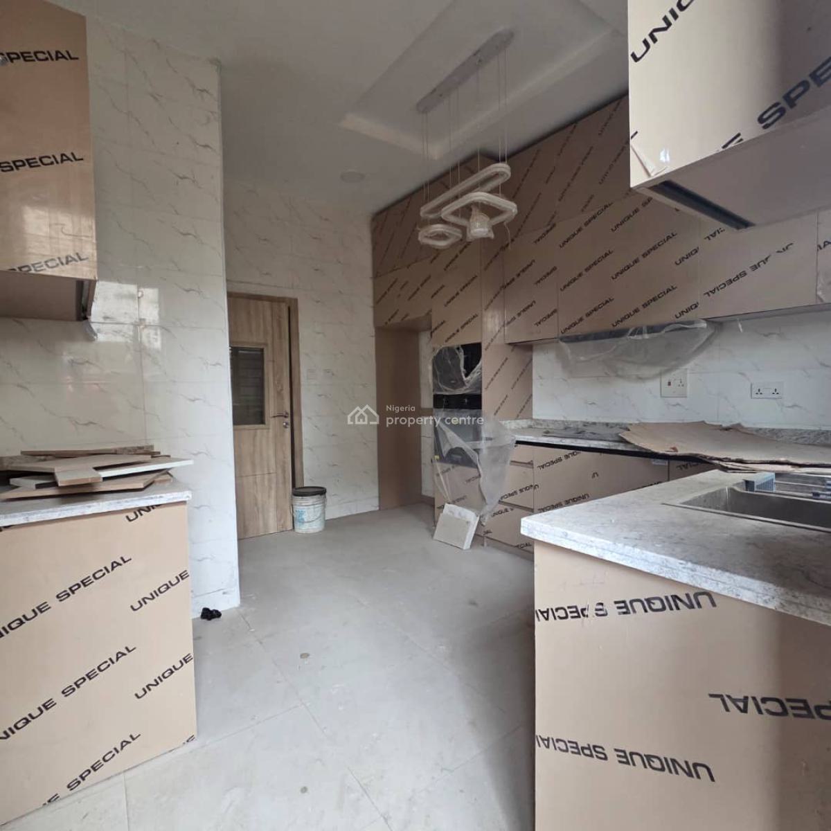 Exclusive 4 Bedroom Terrace Duplex with Bq., Adeniyi Jones, Ikeja, Lagos, Terraced Duplex for Sale