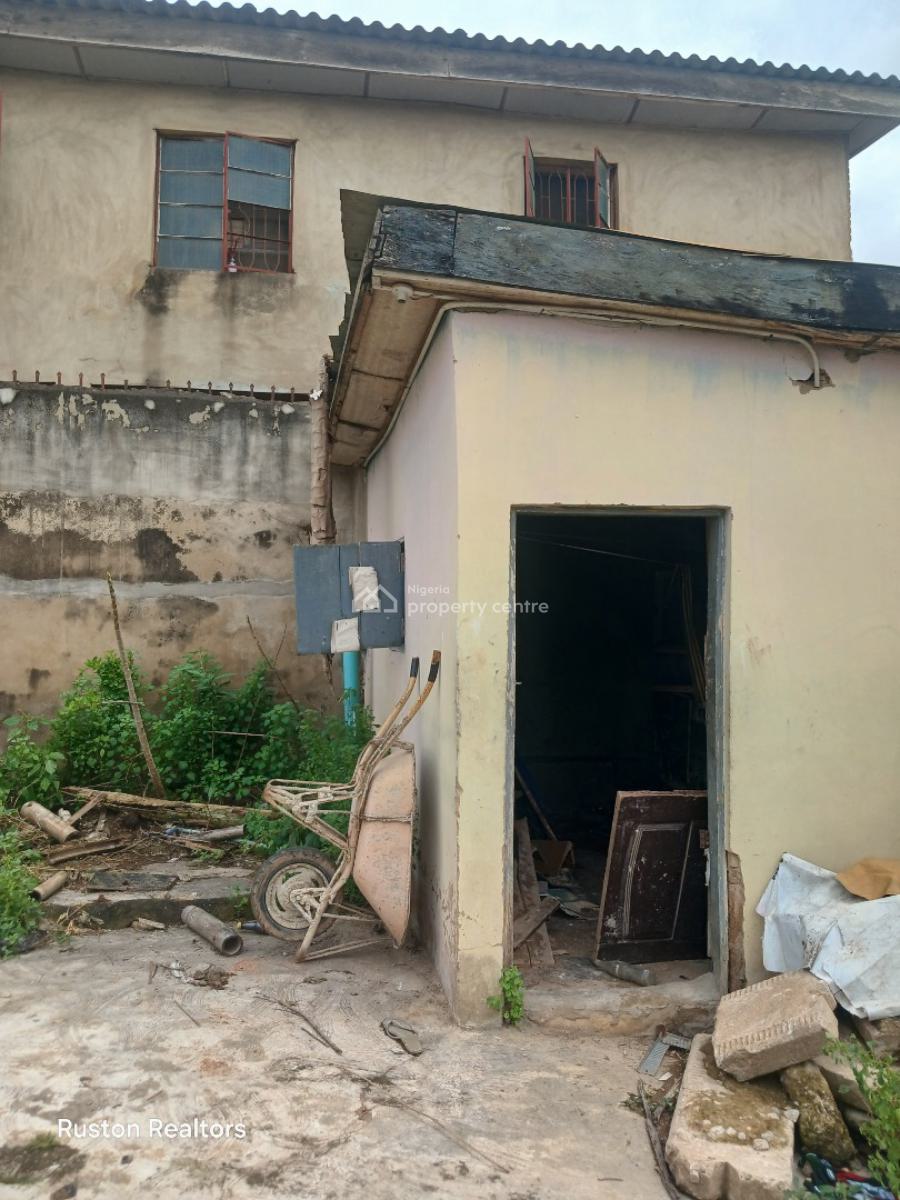 1500sm Land with Building, Onireke Gra, Ibadan, Oyo, Detached Duplex for Sale