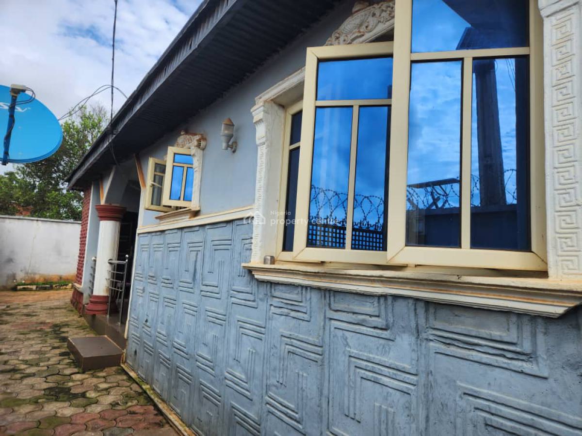 a Neat and Spacious 3 Bedroom Bungalow, Owode - Apata, Apata, Ibadan, Oyo, Detached Bungalow for Sale