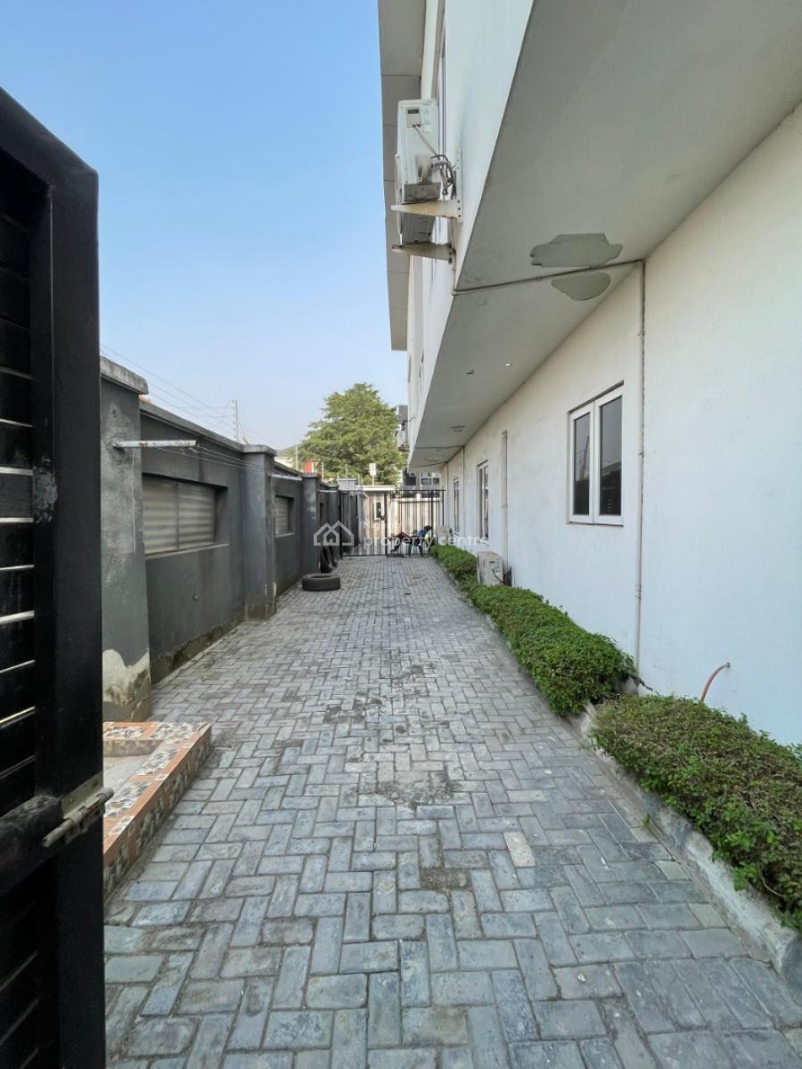 Fully Serviced 4bedroom Semidetached House, Chevron Drive, Lekki, Lagos, House for Sale