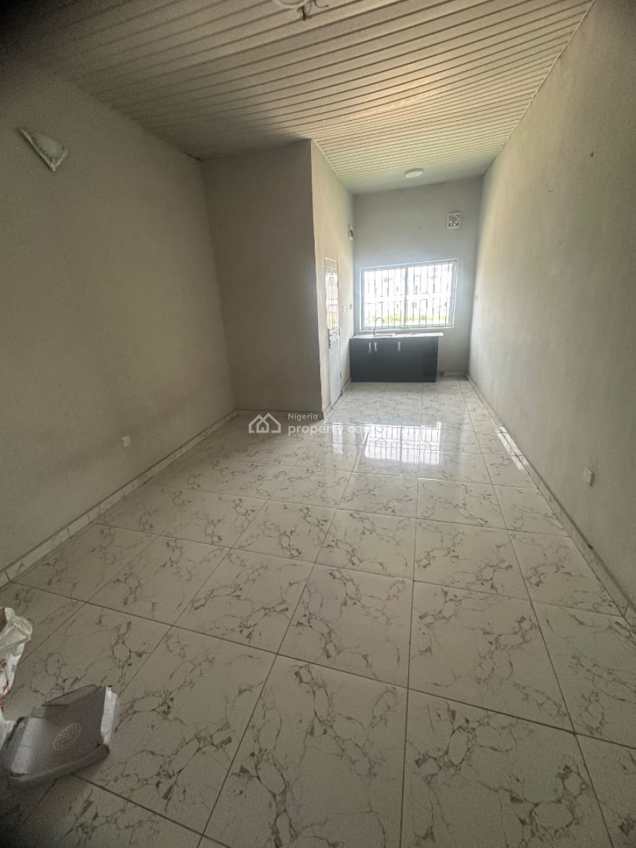 Newly Renovated Spacious Selfcontain, Chevron Alternative Route, Ikota, Lekki, Lagos, Self Contain (single Rooms) for Rent