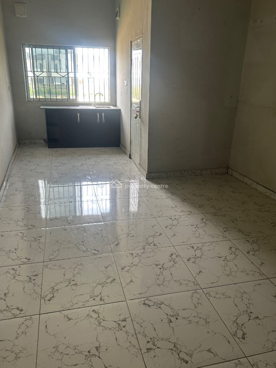 Newly Renovated Spacious Selfcontain, Chevron Alternative Route, Ikota, Lekki, Lagos, Self Contain (single Rooms) for Rent