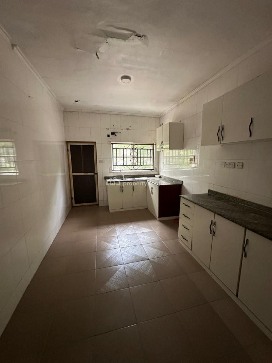 5 Bedroom Terrace Duplex, Bourdillon Court Estate, Chevron Drive Lekki, Lekki, Lagos, Terraced Duplex for Sale
