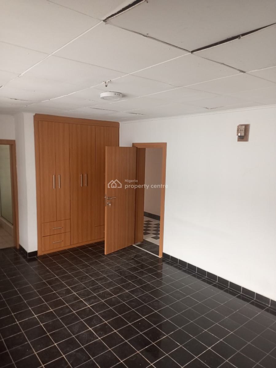 3 Bedroom Flat with Bq, Off Isaac John Street, Ikeja Gra, Ikeja, Lagos, Flat / Apartment for Rent