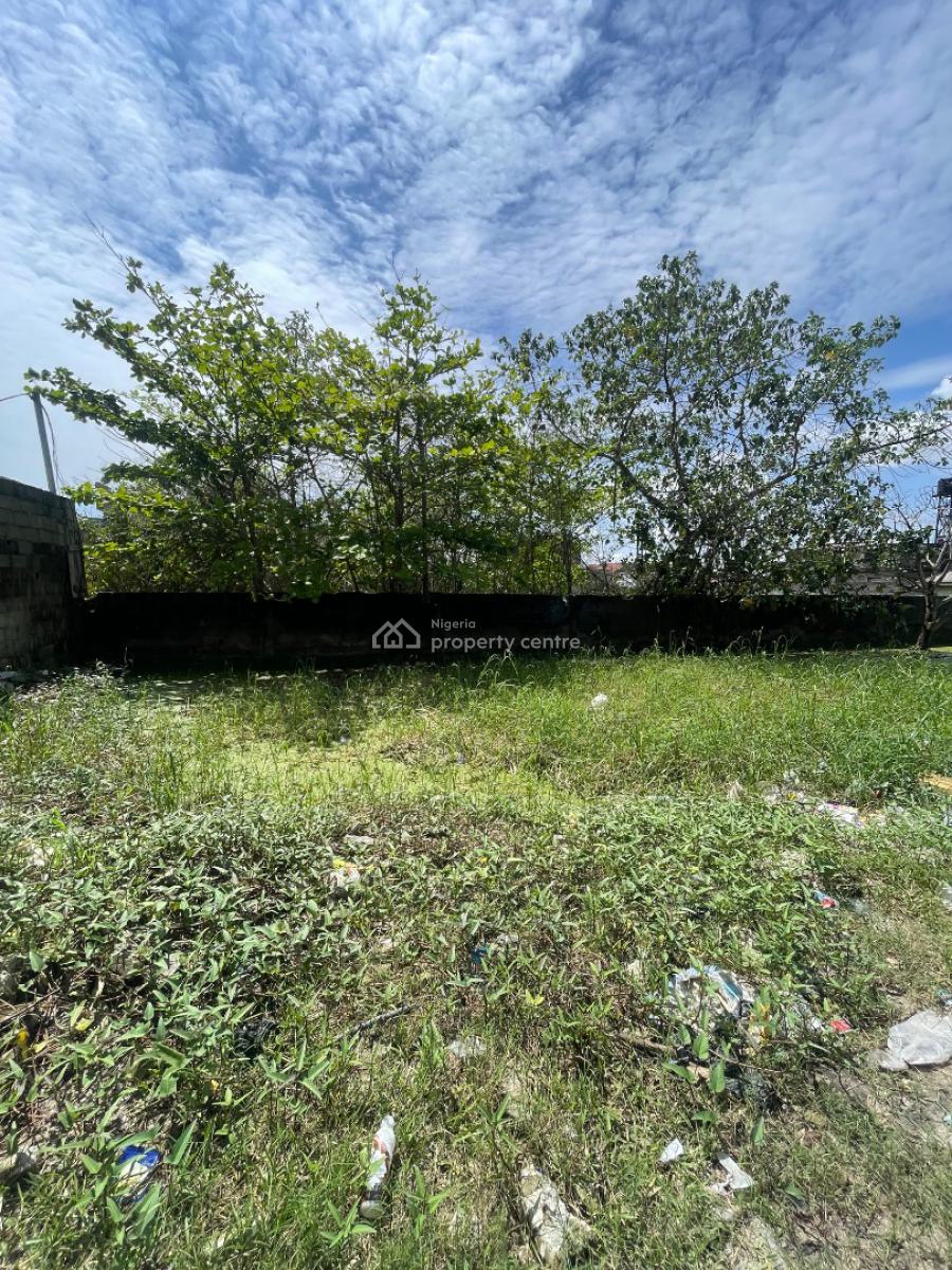 an Accessible 895 Square Meters of Land Fenced, Off Mobil Road Ilaje Behind Mega Chicken Ikota, Lekki, Lagos, Residential Land for Sale