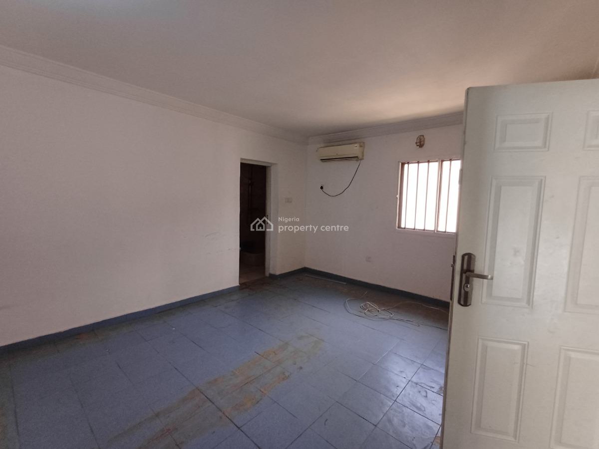 Serviced 2 Bedroom Flat on The Second Floor, Wuse 2, Abuja, Flat / Apartment for Rent