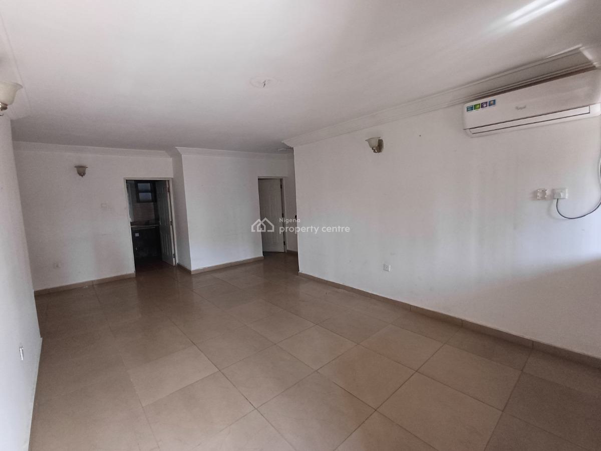 Serviced 2 Bedroom Flat on The Second Floor, Wuse 2, Abuja, Flat / Apartment for Rent