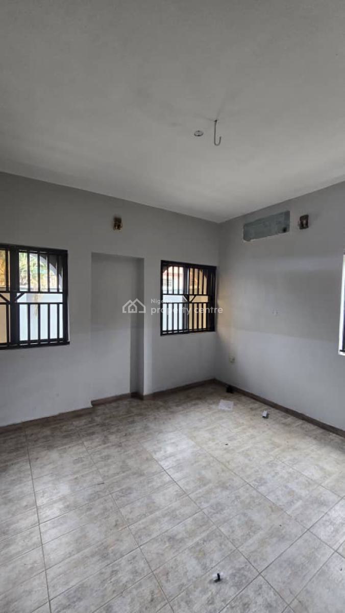 3 Bedrooms Semi Detached Duplex, Omole Phase 2, Ikeja, Lagos, Semi-detached Duplex for Sale