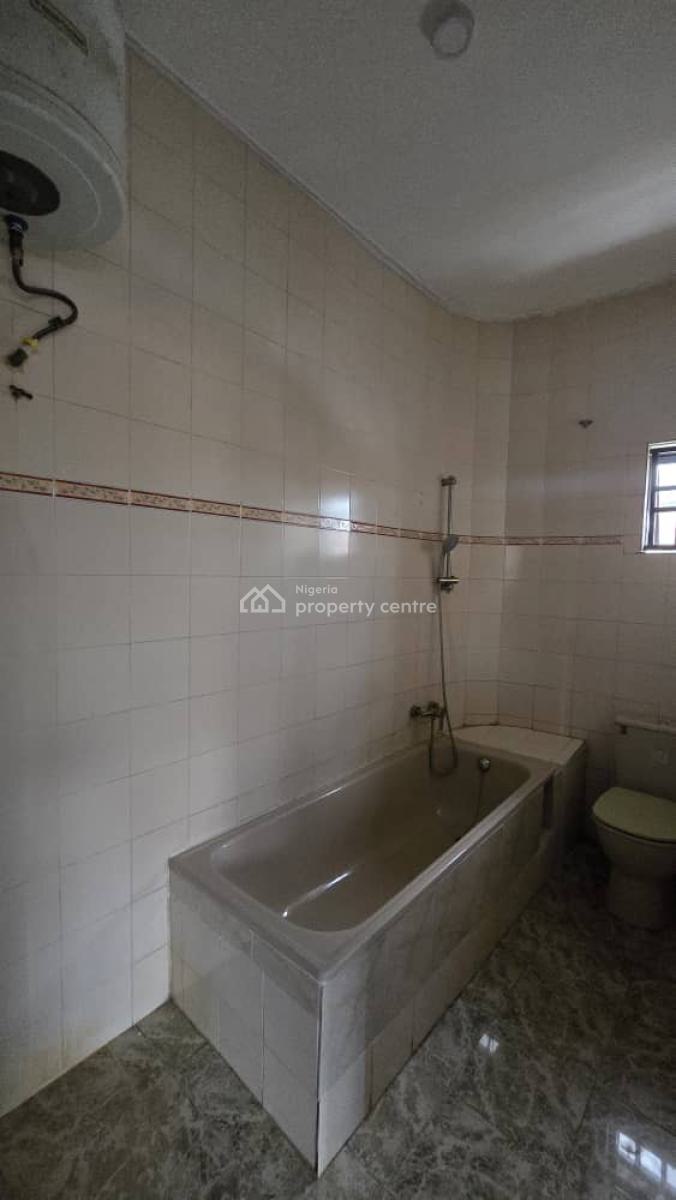 3 Bedrooms Semi Detached Duplex, Omole Phase 2, Ikeja, Lagos, Semi-detached Duplex for Sale