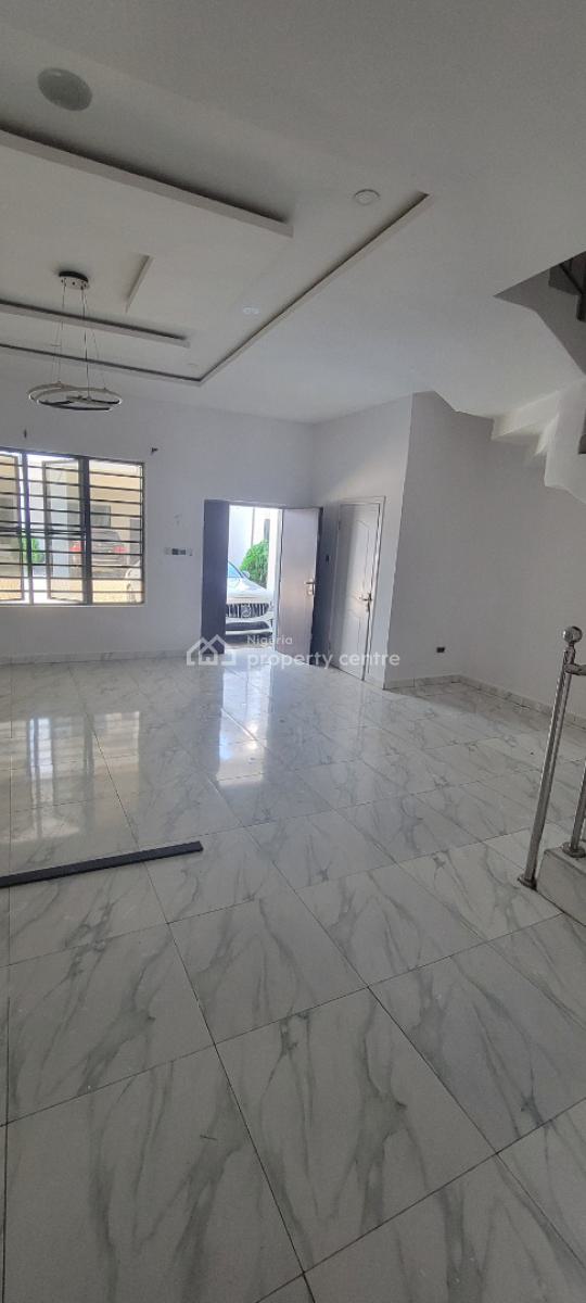 Luxury 4bedroom Terrace Duplex at Ikota Lekki, Ikota Gra Lekki Lagos., Lekki Phase 2, Lekki, Lagos, Flat / Apartment for Rent