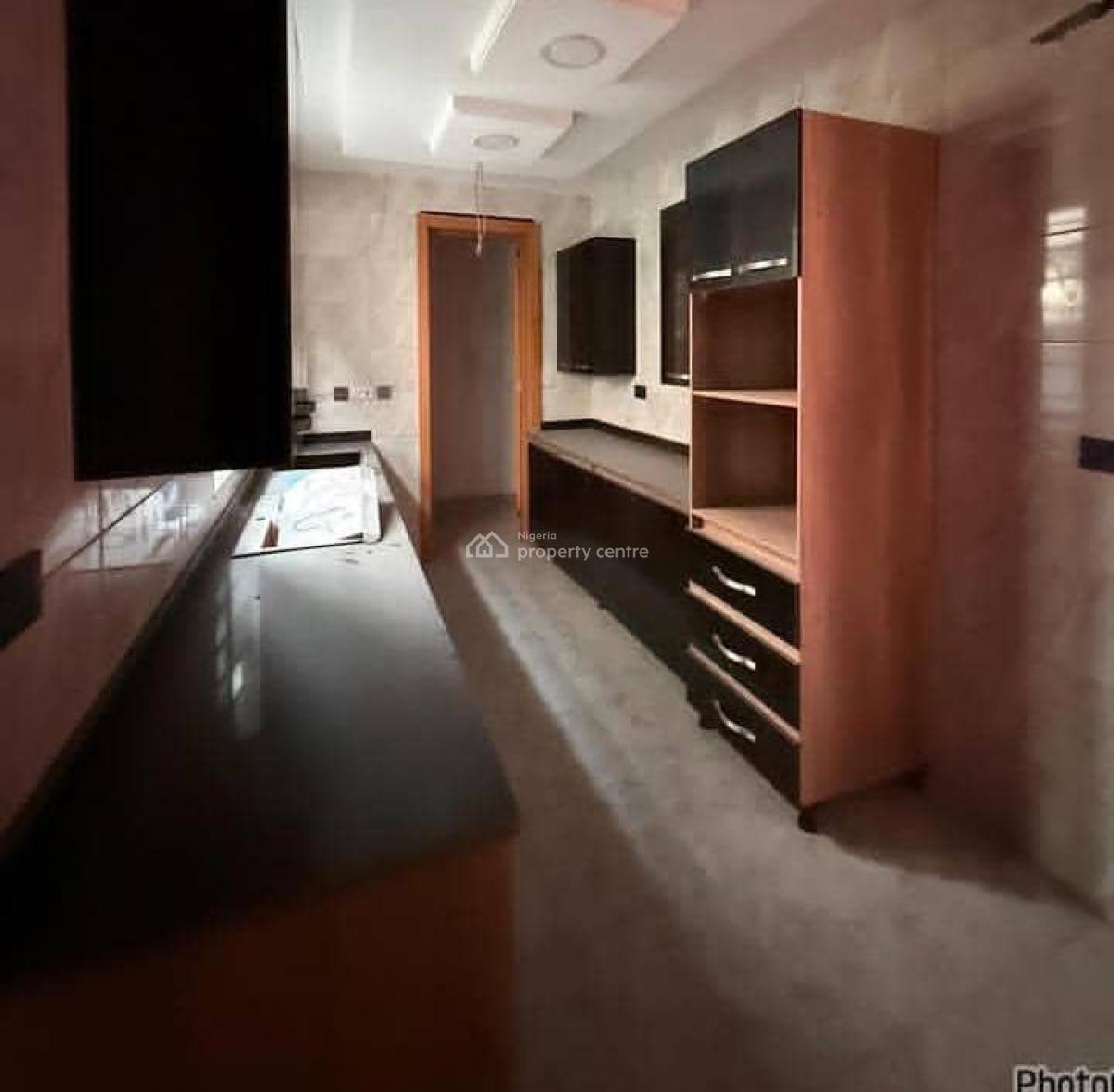 Luxury 4 Bedroom, Abraham Adesanya, Ajah, Lagos, Terraced Duplex for Rent