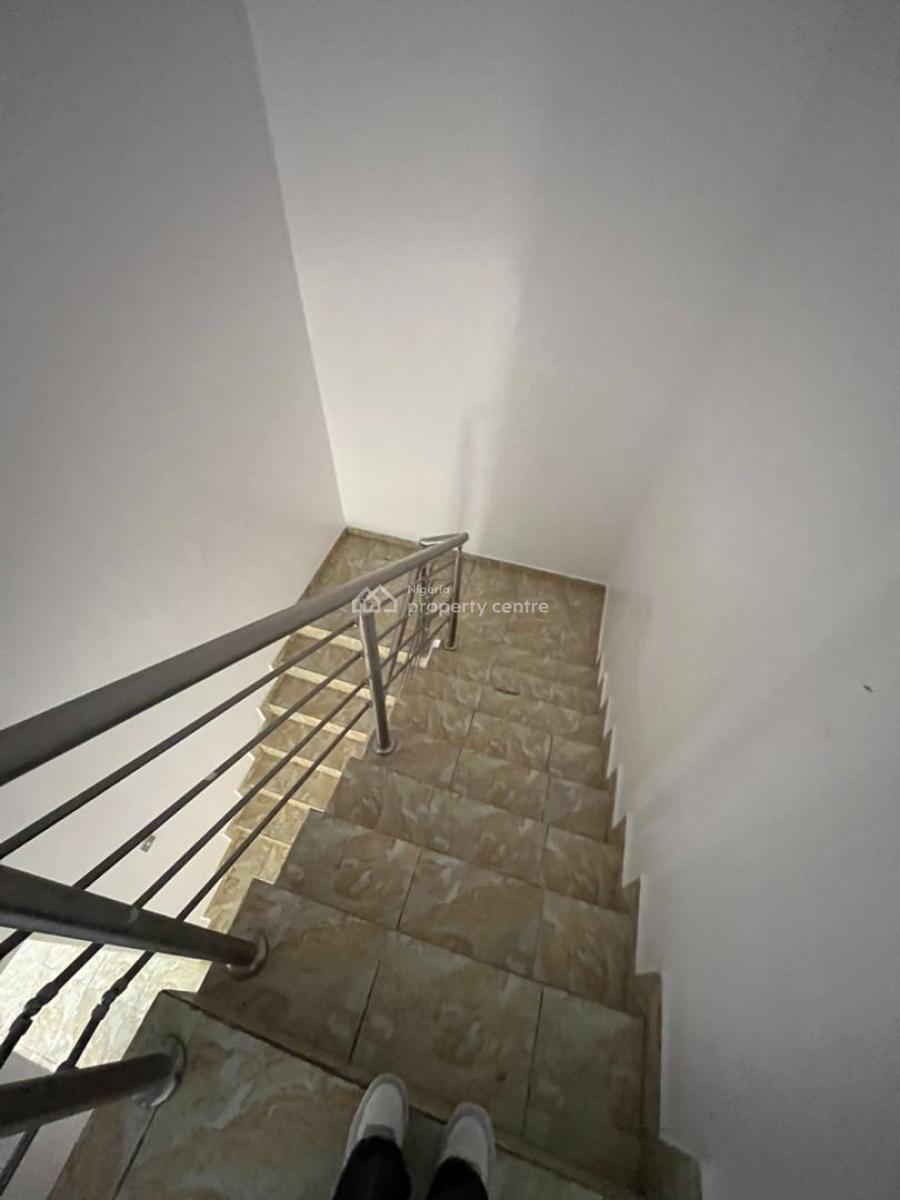 a Spacious 4-bedroom Terrace with Bq at Abiola Court 10, Chevron Driv, Abiola Court 10, Chevron Alternative Drive, Lekki, Lagos, House for Rent