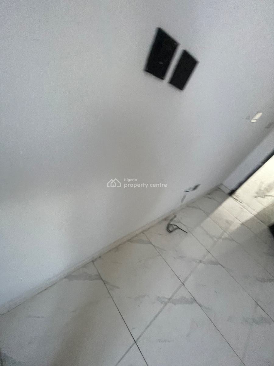 Luxury 1 Bedroom Apartment, Ologolo, Lekki, Lagos, Flat / Apartment for Sale
