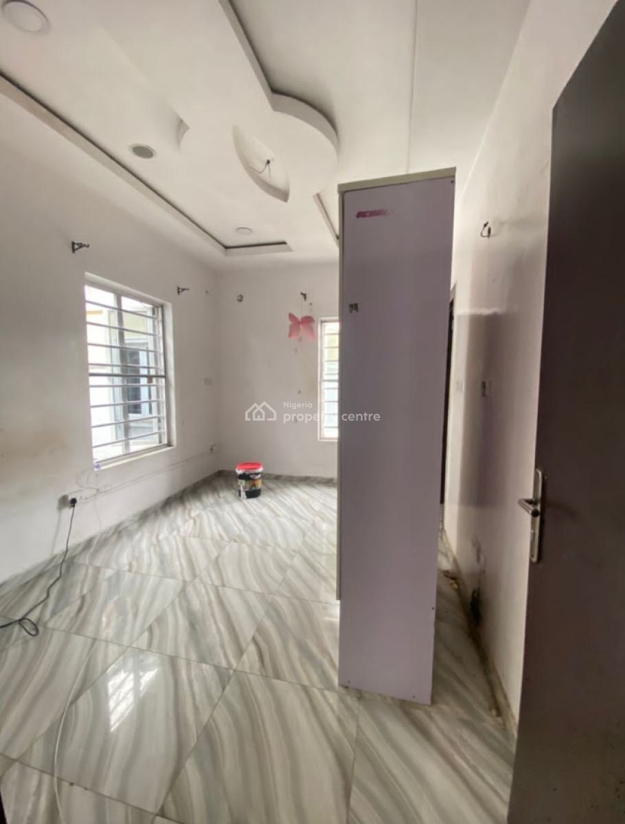 Luxury 2 Bedroom Apartment with Bq, Lekki Phase 1, Lekki, Lagos, Flat / Apartment for Rent